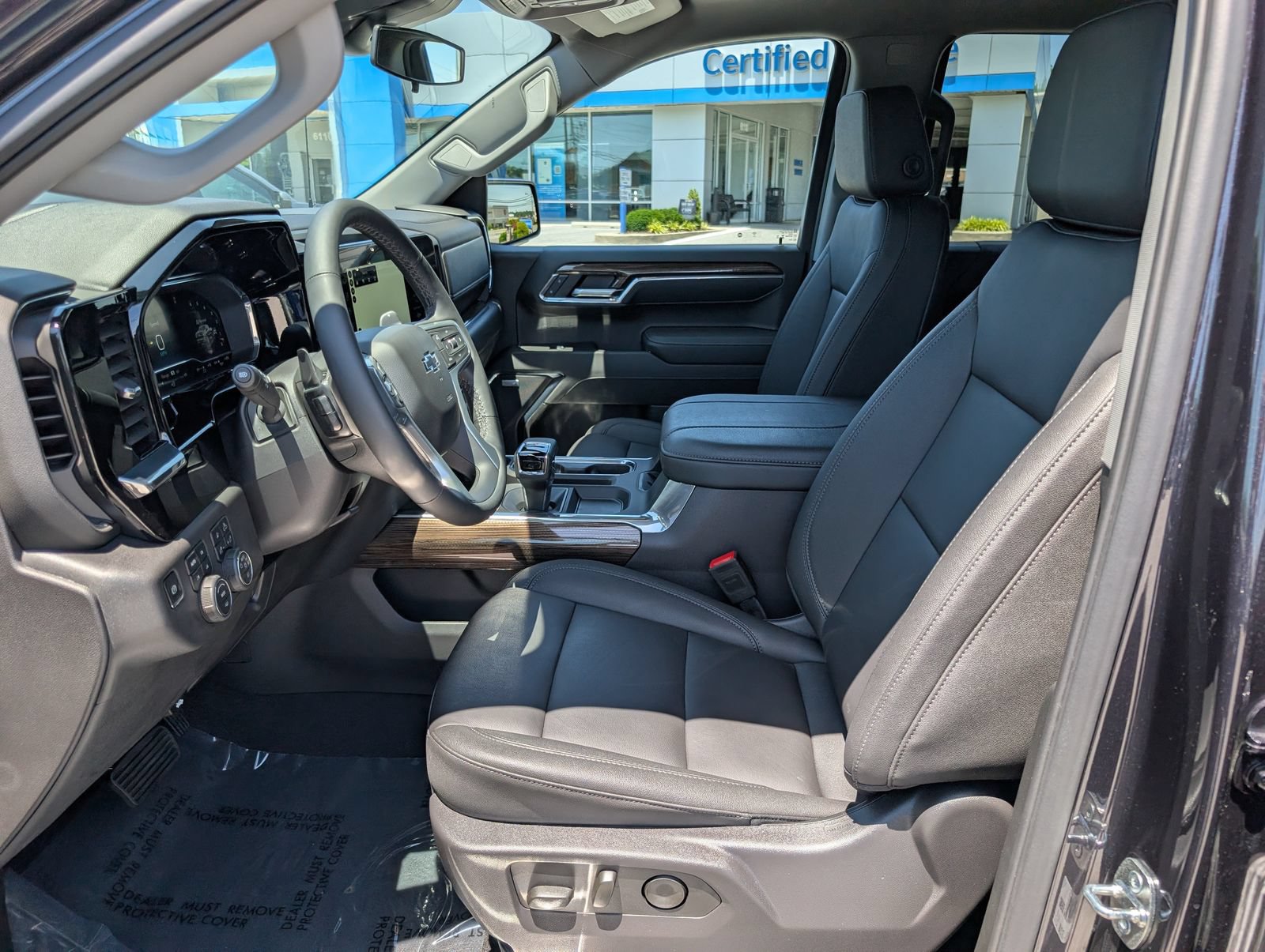 Used 2024 Chevrolet Silverado 1500 RST w/ All Star Edition Plus AWD/4WD image 17