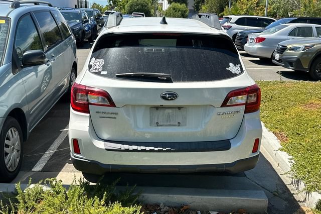 Used 2016 Subaru Outback 2.5i Premium w/ Popular Package #1 AWD/4WD image 6