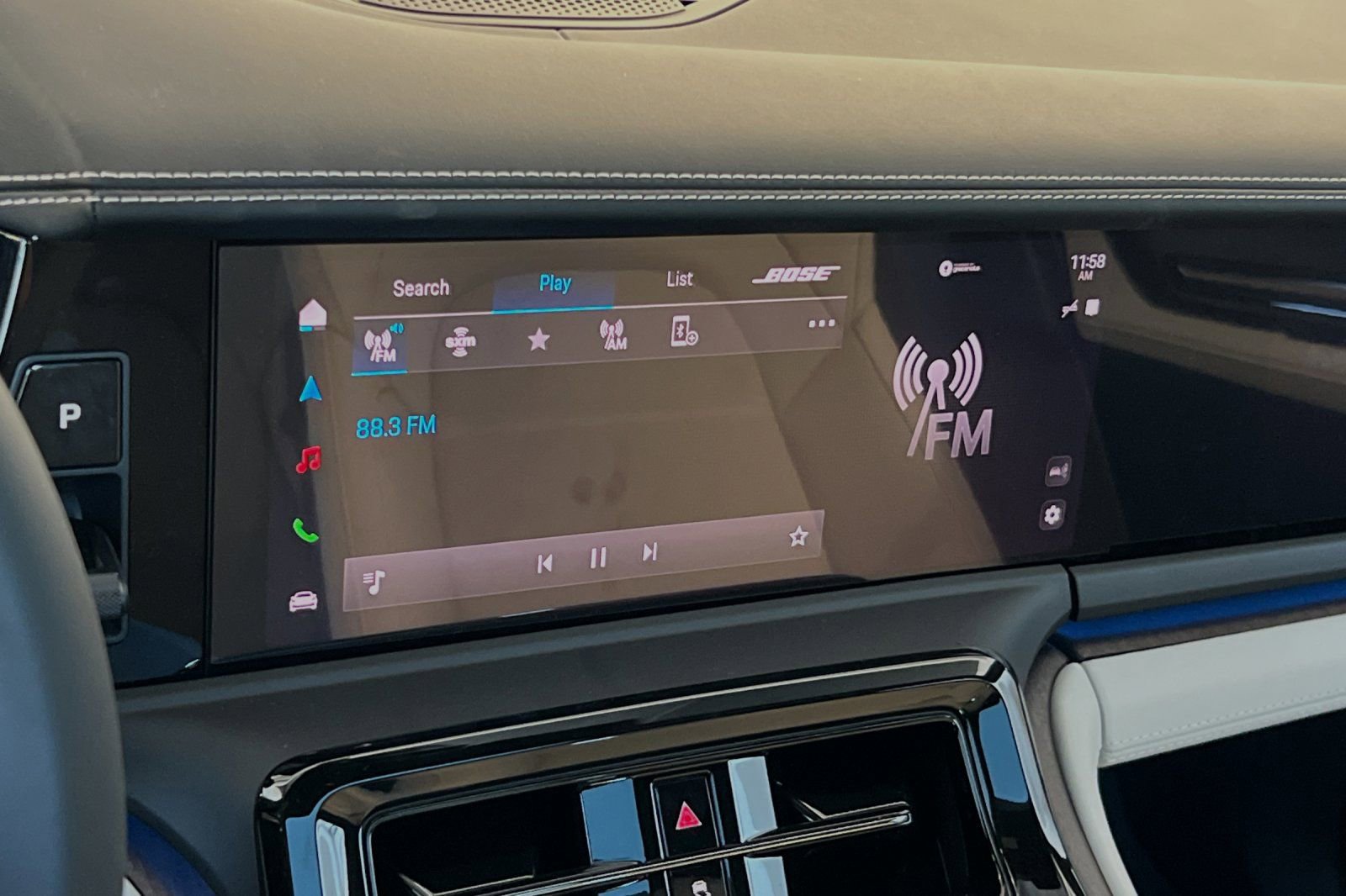 Used 2024 Porsche Panamera 4 image 23