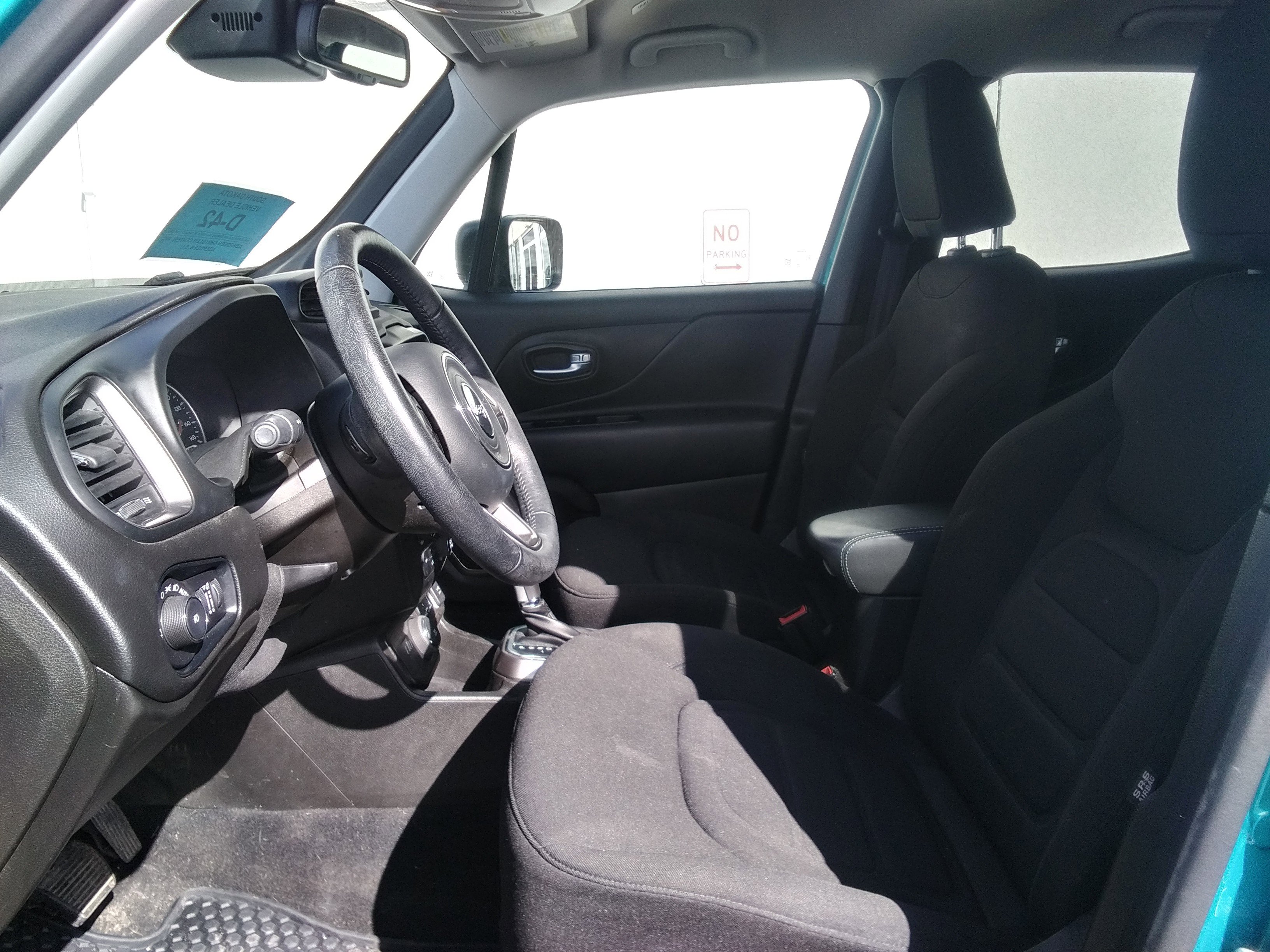 Used 2022 Jeep Renegade Latitude w/ Convenience Group AWD/4WD image 13