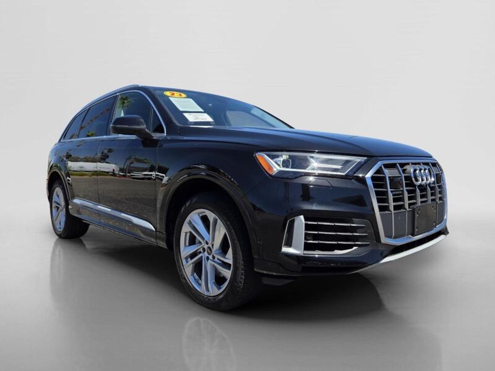 Used 2023 Audi Q7 3.0T Premium Plus w/ Premium Plus Package AWD/4WD image 7