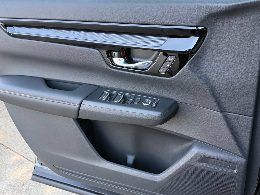 Certified 2026 Honda CR-V Sport Touring image 30