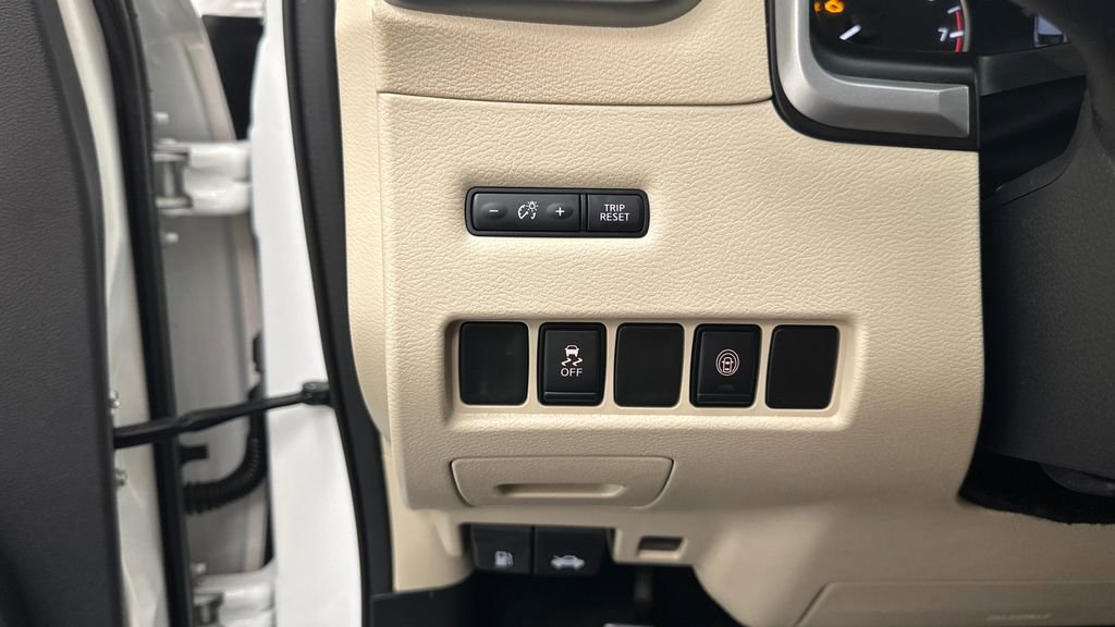 Certified 2022 Nissan Murano SV image 20