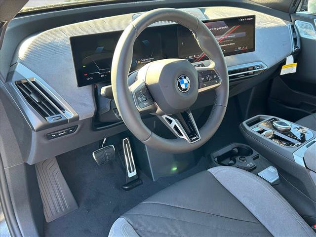 Used 2026 BMW iX xDrive60 w/ M Sport Package AWD/4WD image 3