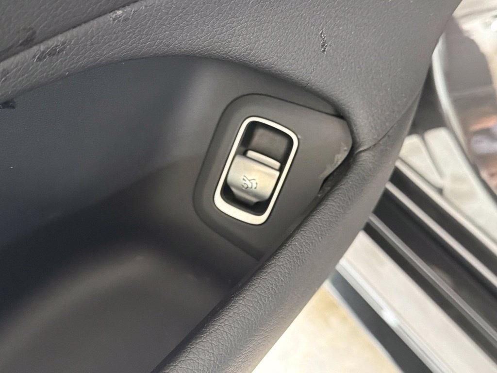 Used 2023 Mercedes-Benz S 500 4MATIC w/ AMG Line image 46