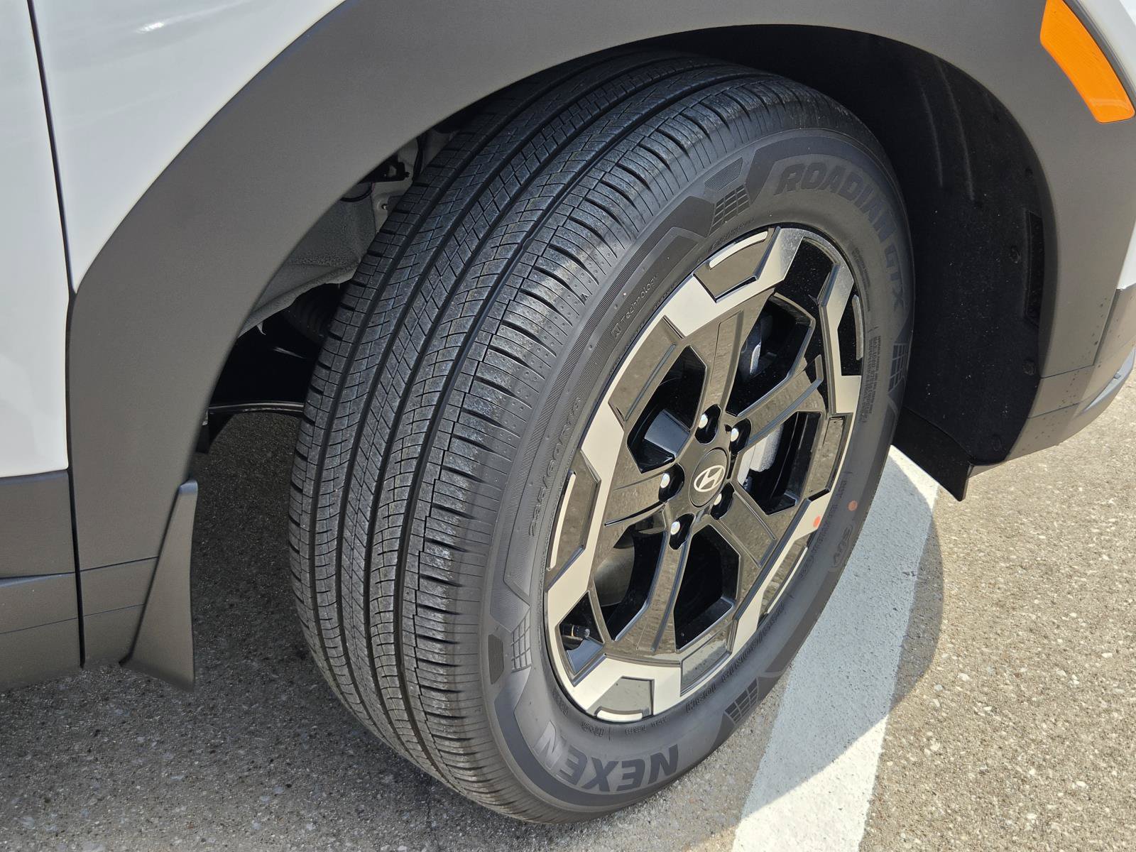 New 2027 Hyundai Santa Fe SEL FWD image 7