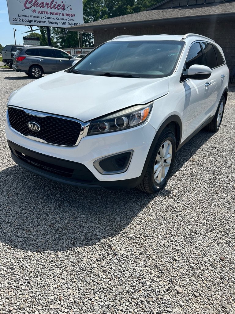 Used 2017 Kia Sorento LX FWD image 1