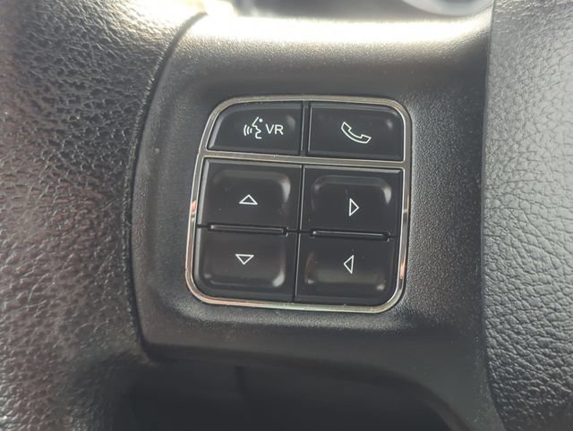 Used 2017 RAM 1500 Classic SLT AWD/4WD image 15