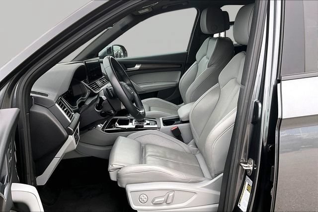 Used 2023 Audi Q5 2.0T Premium Plus w/ Premium Plus Package AWD/4WD image 27