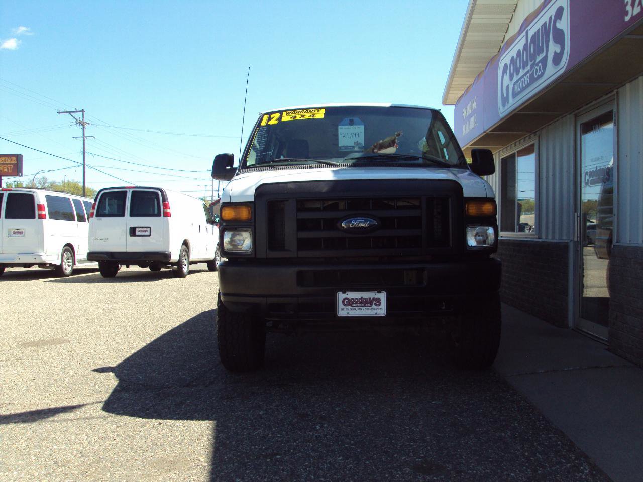 Used 2012 Ford E-350 and Econoline 350 XL RWD image 3
