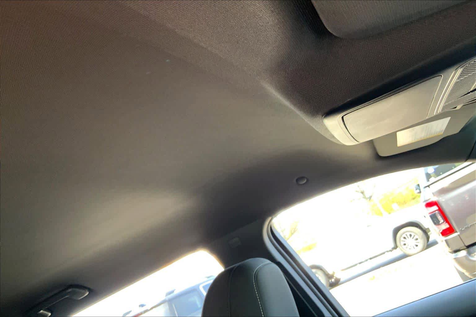 Used 2025 GMC Terrain Elevation FWD image 19
