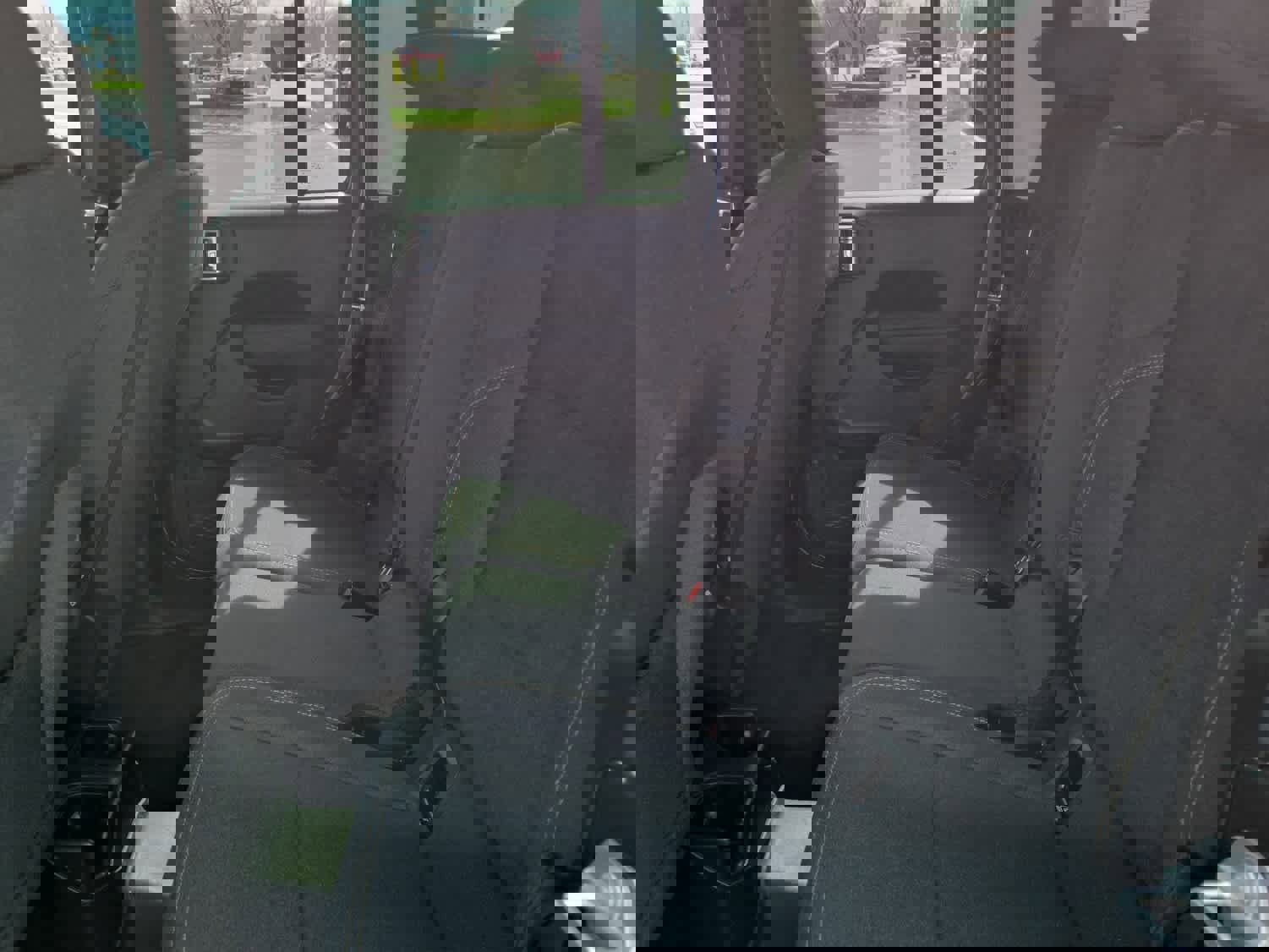 Used 2025 Jeep Gladiator Sport image 56