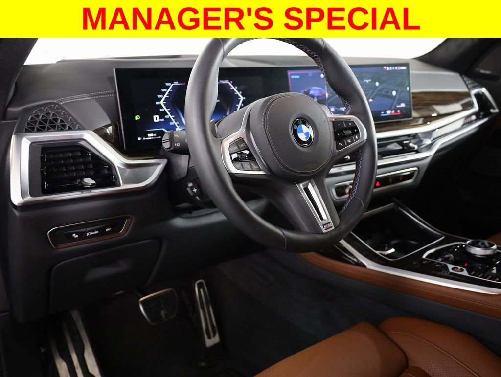 Used 2026 BMW X7 M60i image 31