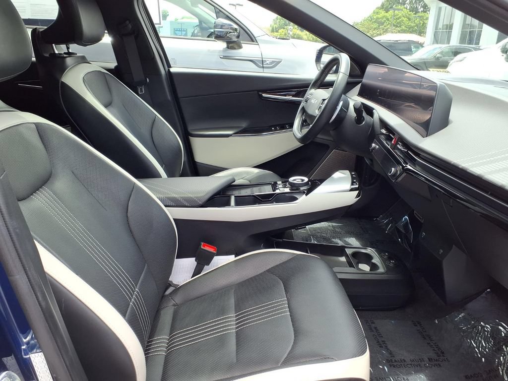 Certified 2023 Kia EV6 GT-Line RWD image 7