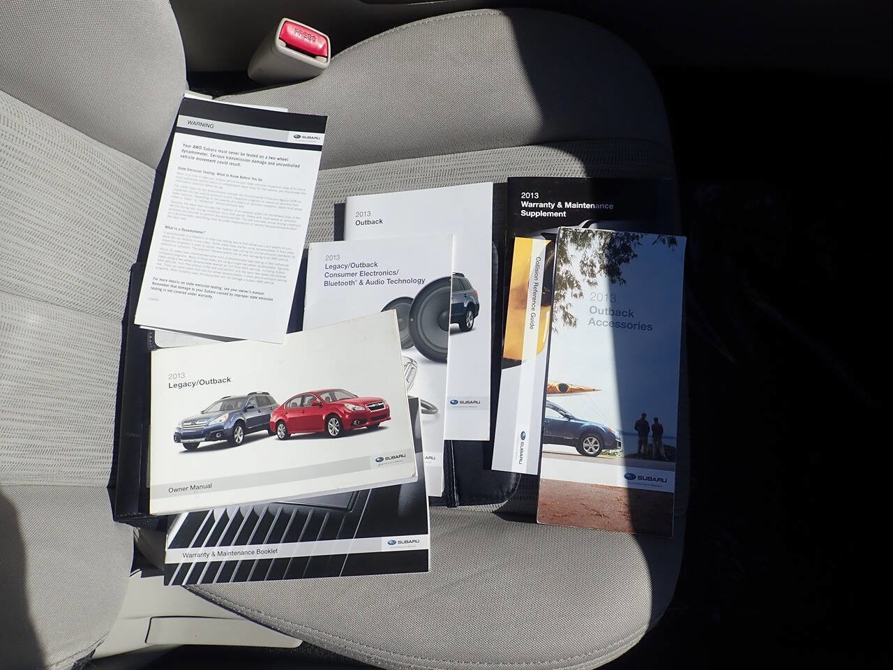 Used 2013 Subaru Outback 2.5i Premium w/ Popular Pkg 1B image 25