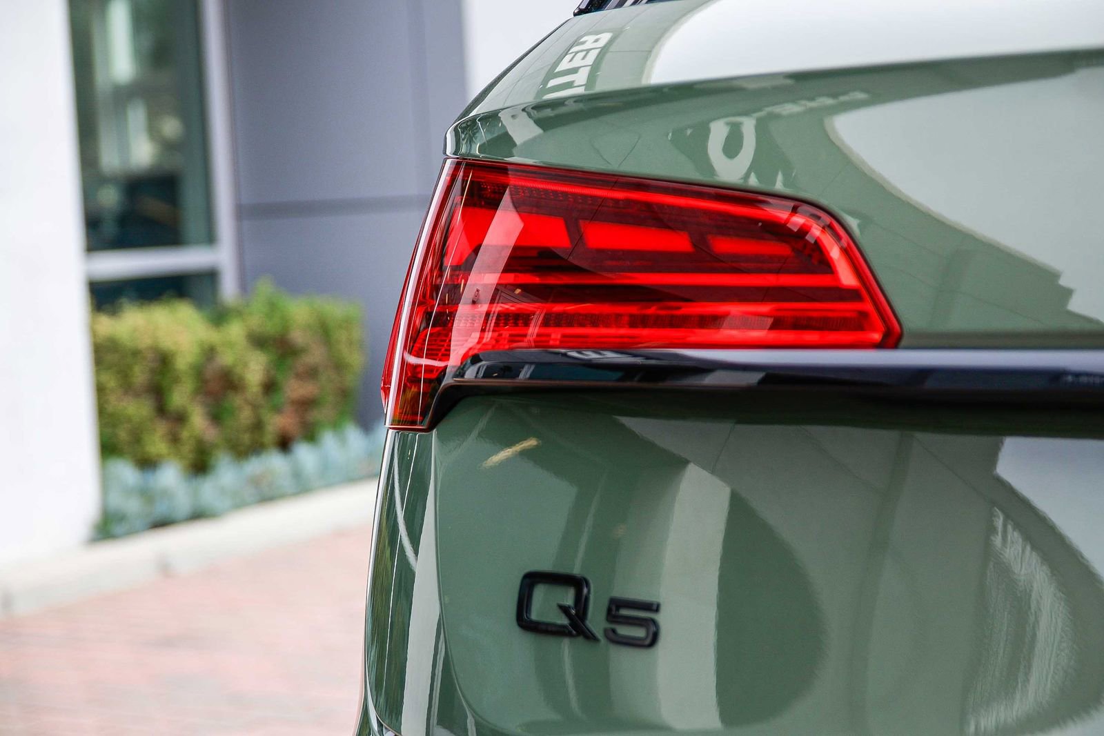 Certified 2024 Audi Q5 2.0T Premium Plus w/ Premium Plus Package image 9