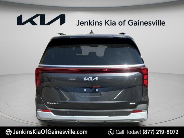 New 2026 Kia Carnival EX image 4