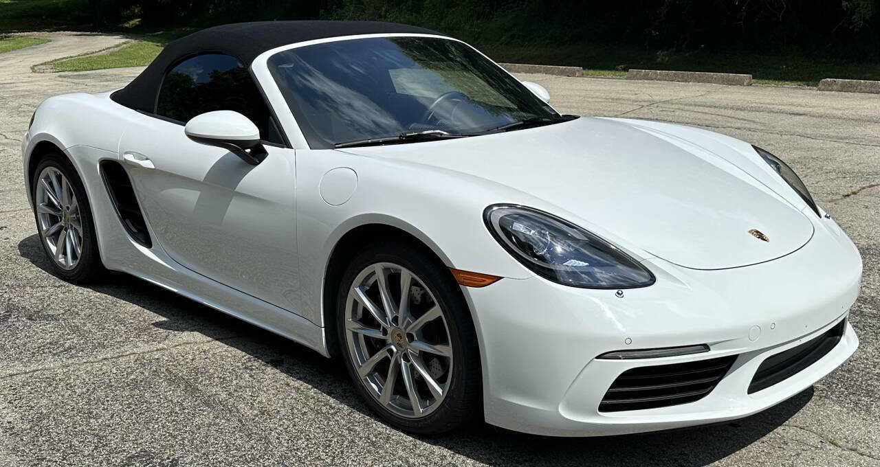 Used 2018 Porsche 718 Boxster image 3