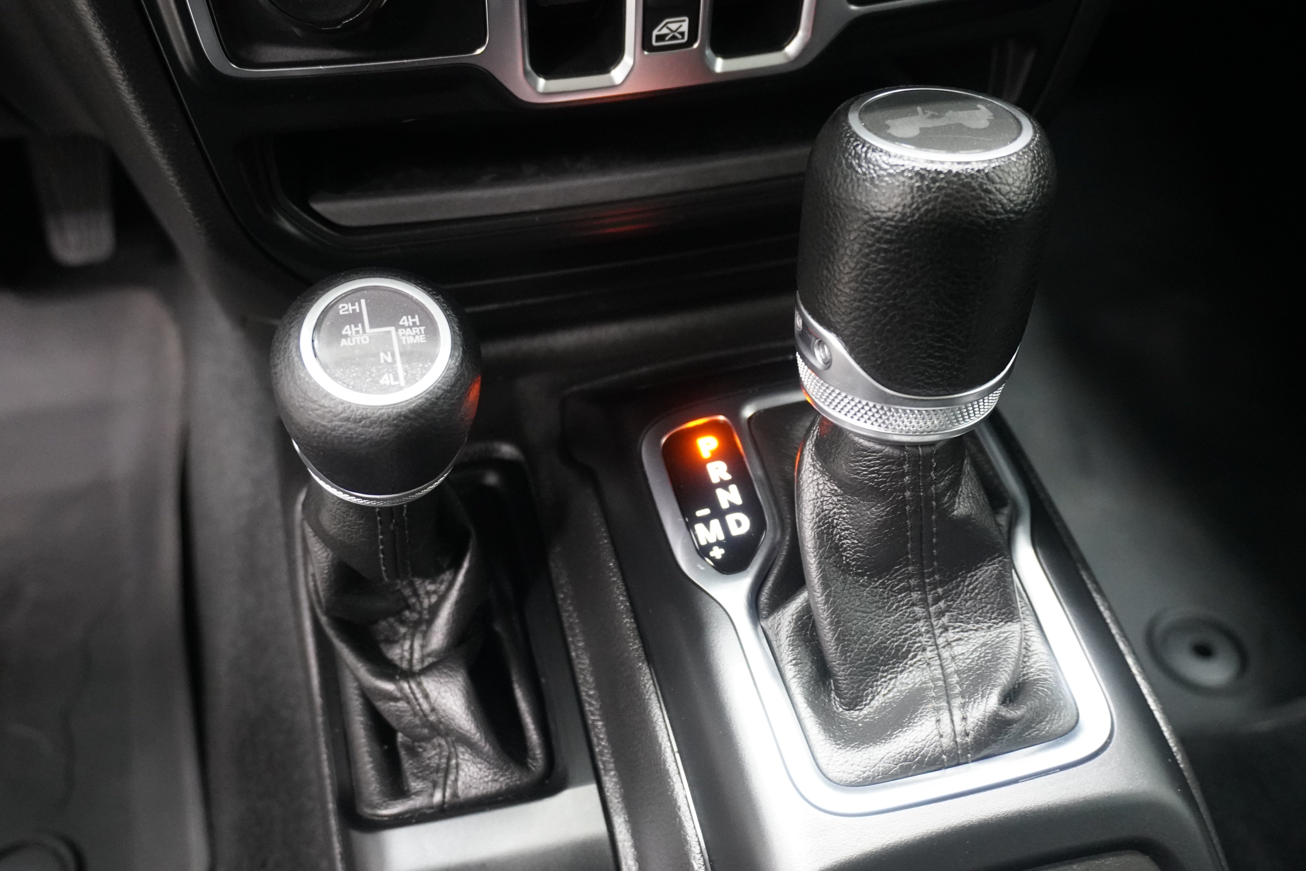 Used 2023 Jeep Wrangler Unlimited AWD/4WD image 22