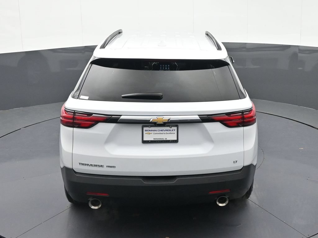 Used 2023 Chevrolet Traverse LT w/ Rear Camera Mirror Package AWD/4WD image 26
