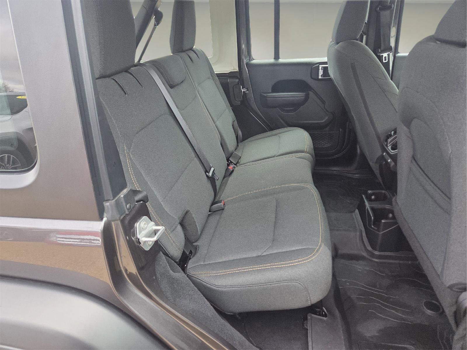 Used 2025 Jeep Wrangler Sport image 64