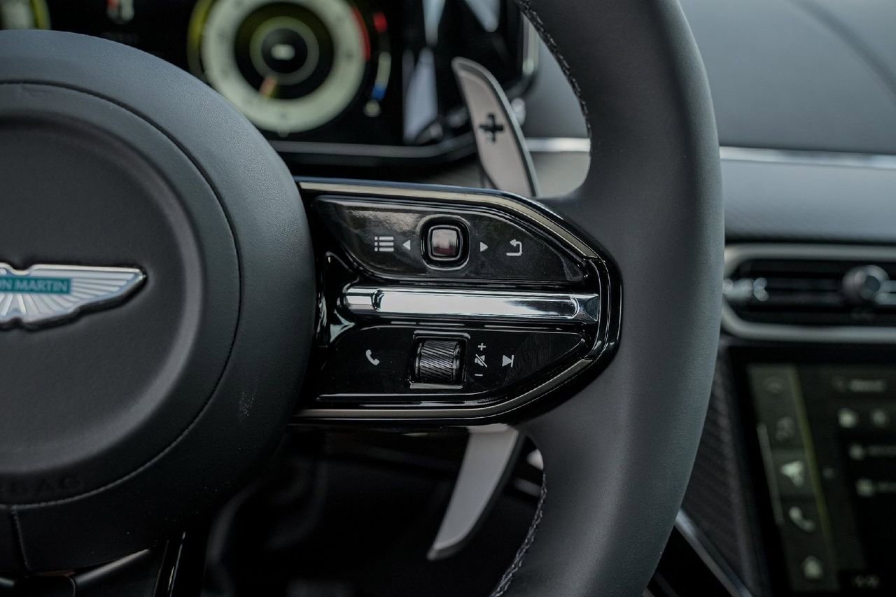 New 2026 Aston Martin V8 Vantage Coupe image 24