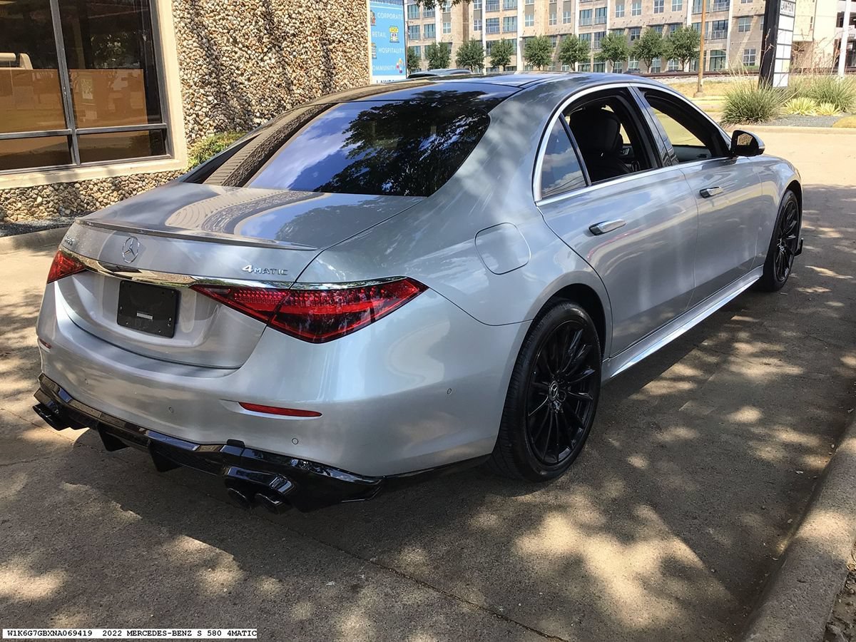 Used 2022 Mercedes-Benz S 580 4MATIC Sedan image 5