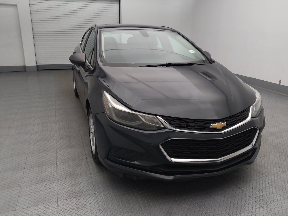 Used 2017 Chevrolet Cruze LT w/ Convenience Package FWD image 14