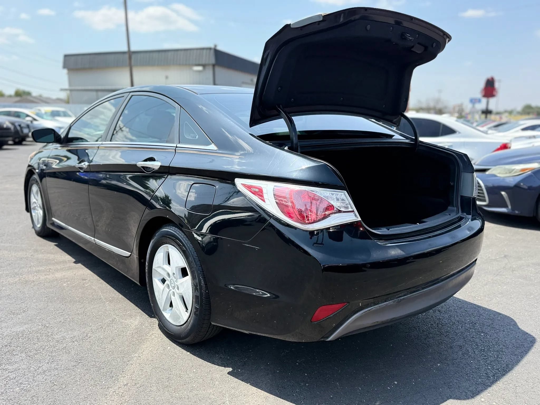 Used 2011 Hyundai Sonata Hybrid FWD image 38