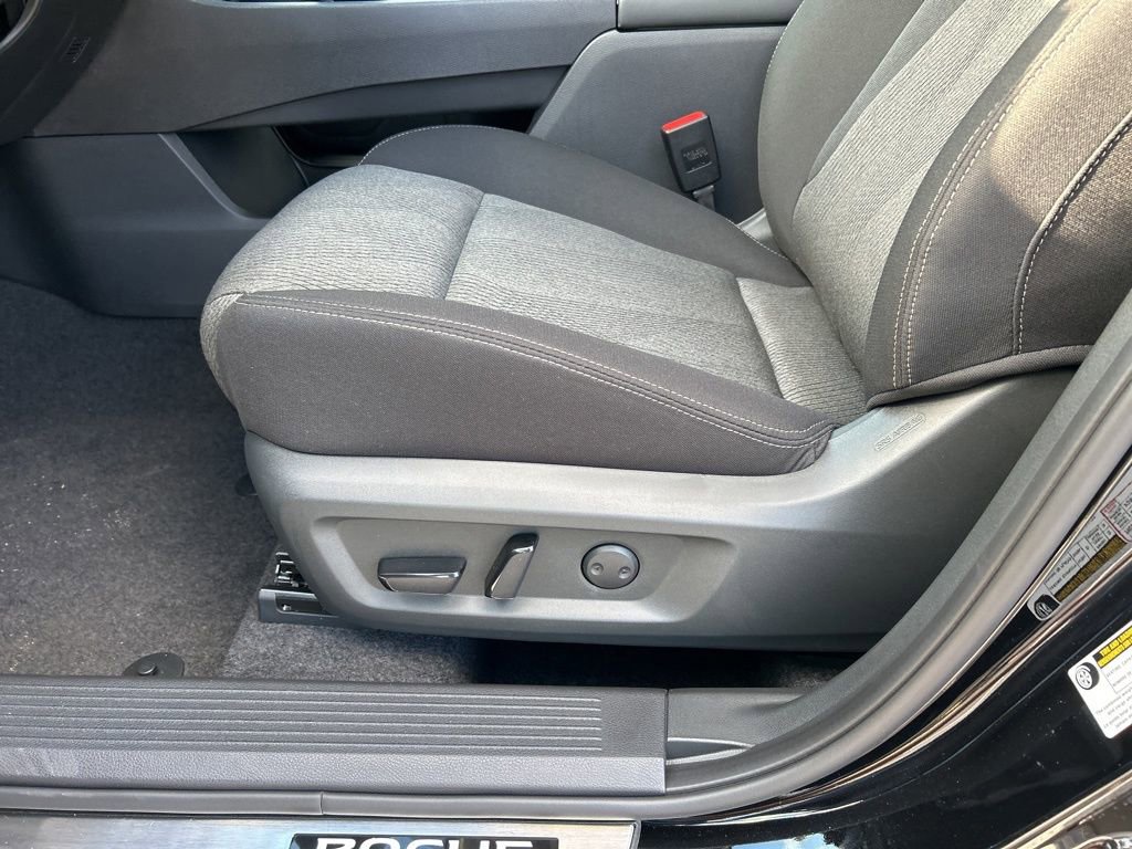 New 2026 Nissan Rogue SV w/ Cold Weather Package image 17