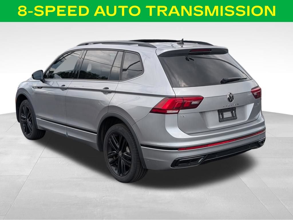 Used 2022 Volkswagen Tiguan SE R-Line AWD/4WD image 10