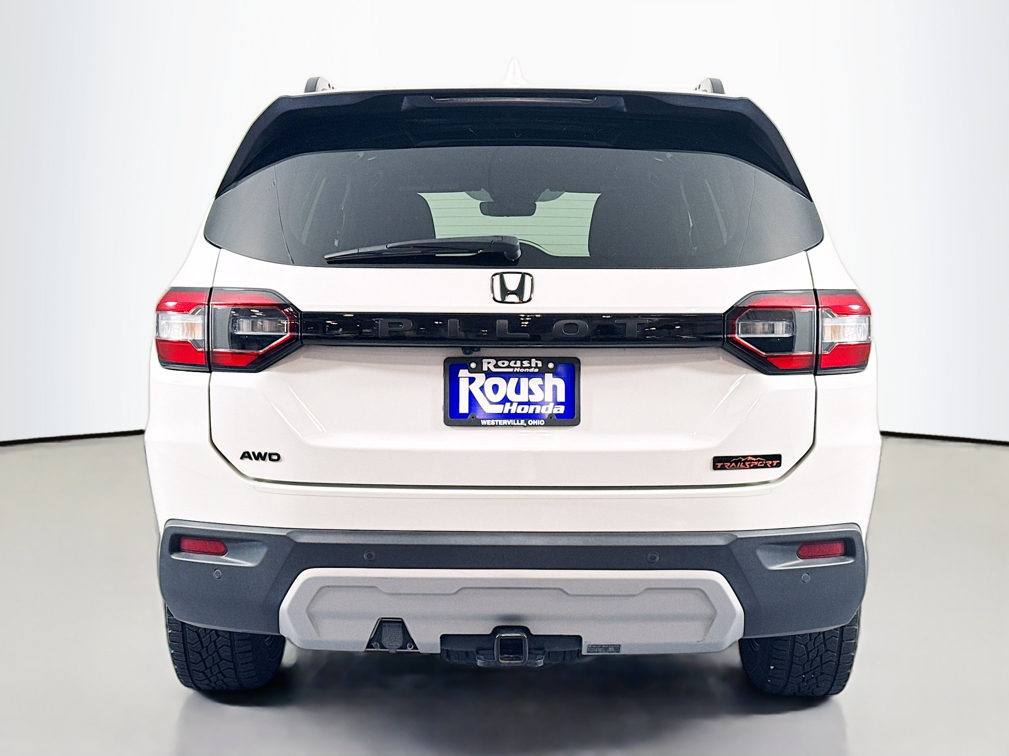 Certified 2023 Honda Pilot TrailSport image 6
