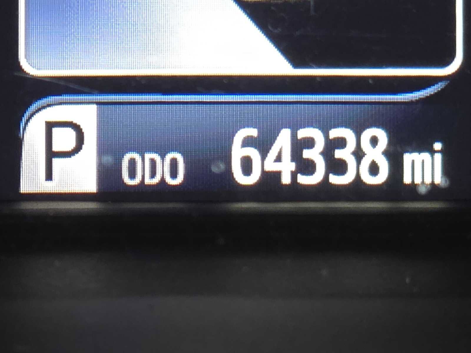 Used 2016 Toyota Camry SE w/ Moonroof Package FWD image 17