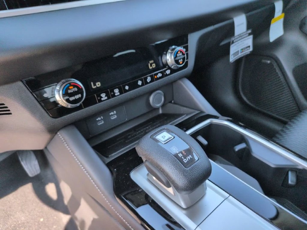 New 2026 Mitsubishi Outlander ES AWD/4WD image 25