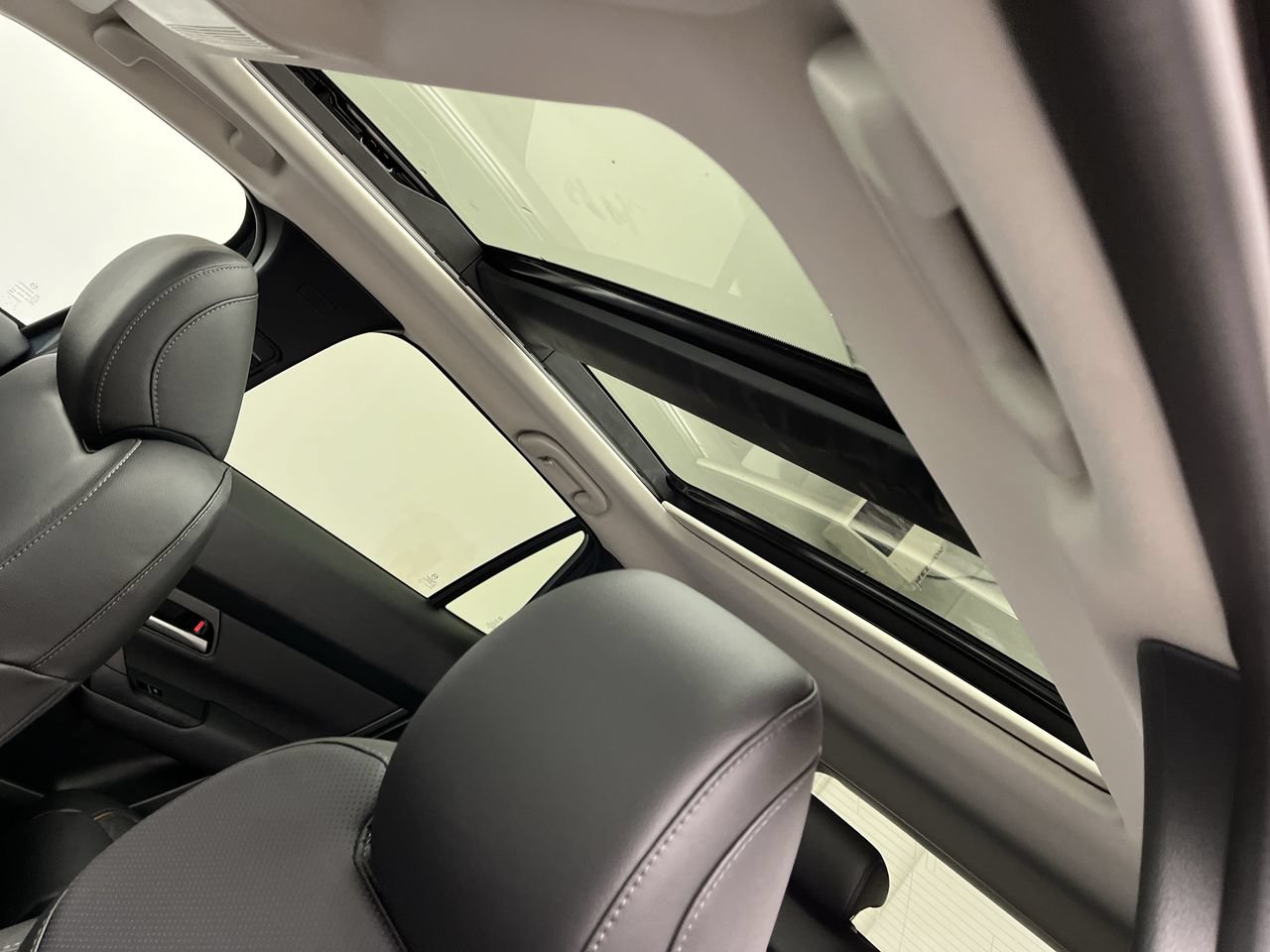 New 2026 MAZDA CX-50 AWD 2.5 Hybrid w/ Cargo Package image 6