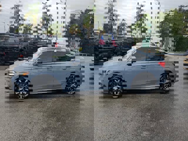 Used 2024 Honda Civic Touring image 4