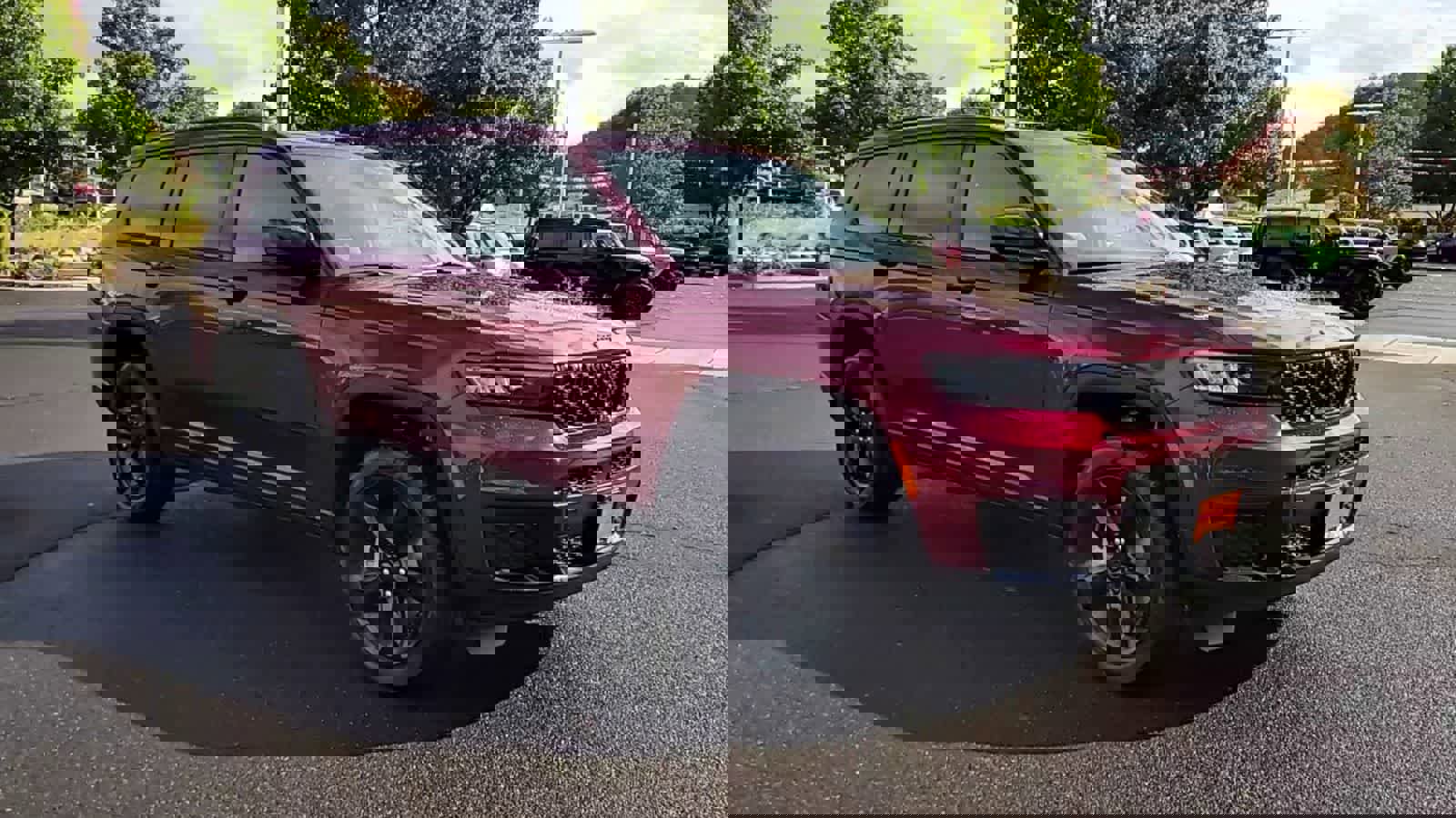 New 2025 Jeep Grand Cherokee L Altitude image 2