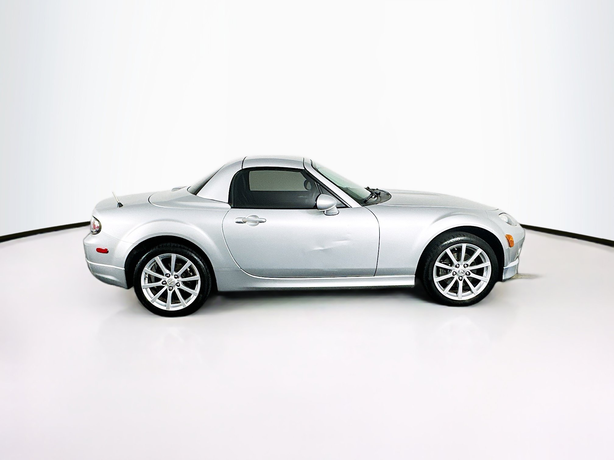 Used 2008 MAZDA MX-5 Miata Grand Touring w/ Appearance Pkg RWD image 10