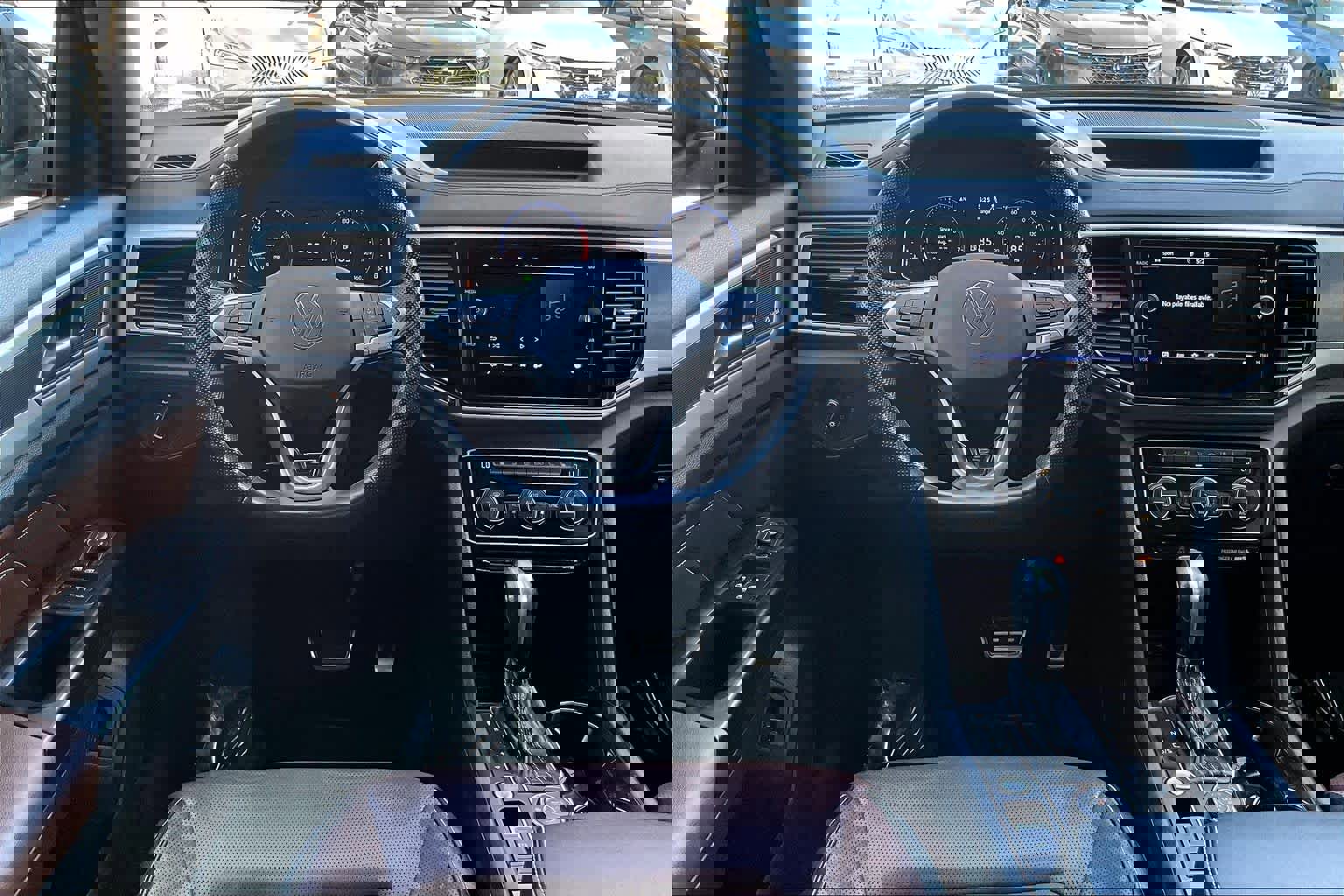 Used 2021 Volkswagen Atlas SEL Premium image 6