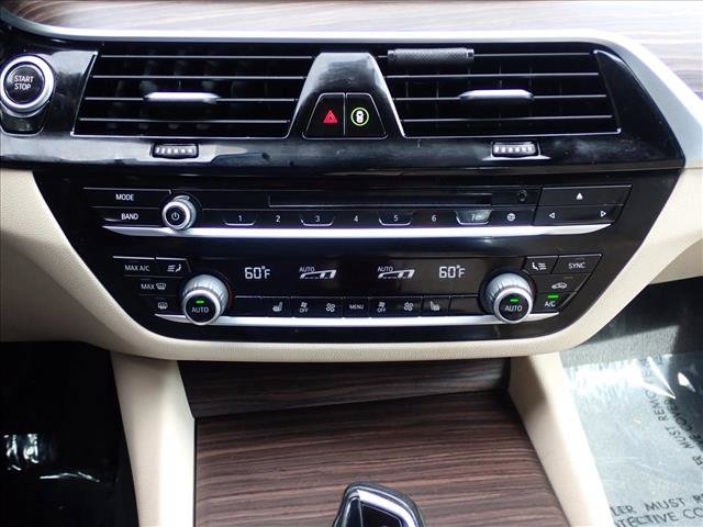 Used 2019 BMW 530e xDrive AWD/4WD image 18