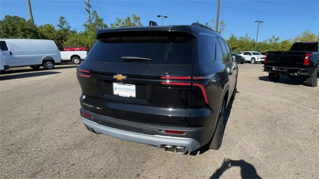 New 2026 Chevrolet Traverse LT w/ Sun and Wheel Package image 9