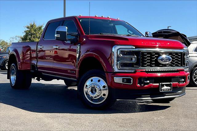 Used 2024 Ford F450 Limited w/ FX4 Off-Road Package image 33