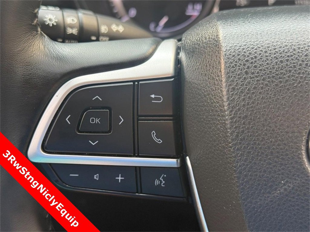 Used 2023 Toyota Highlander LE image 21