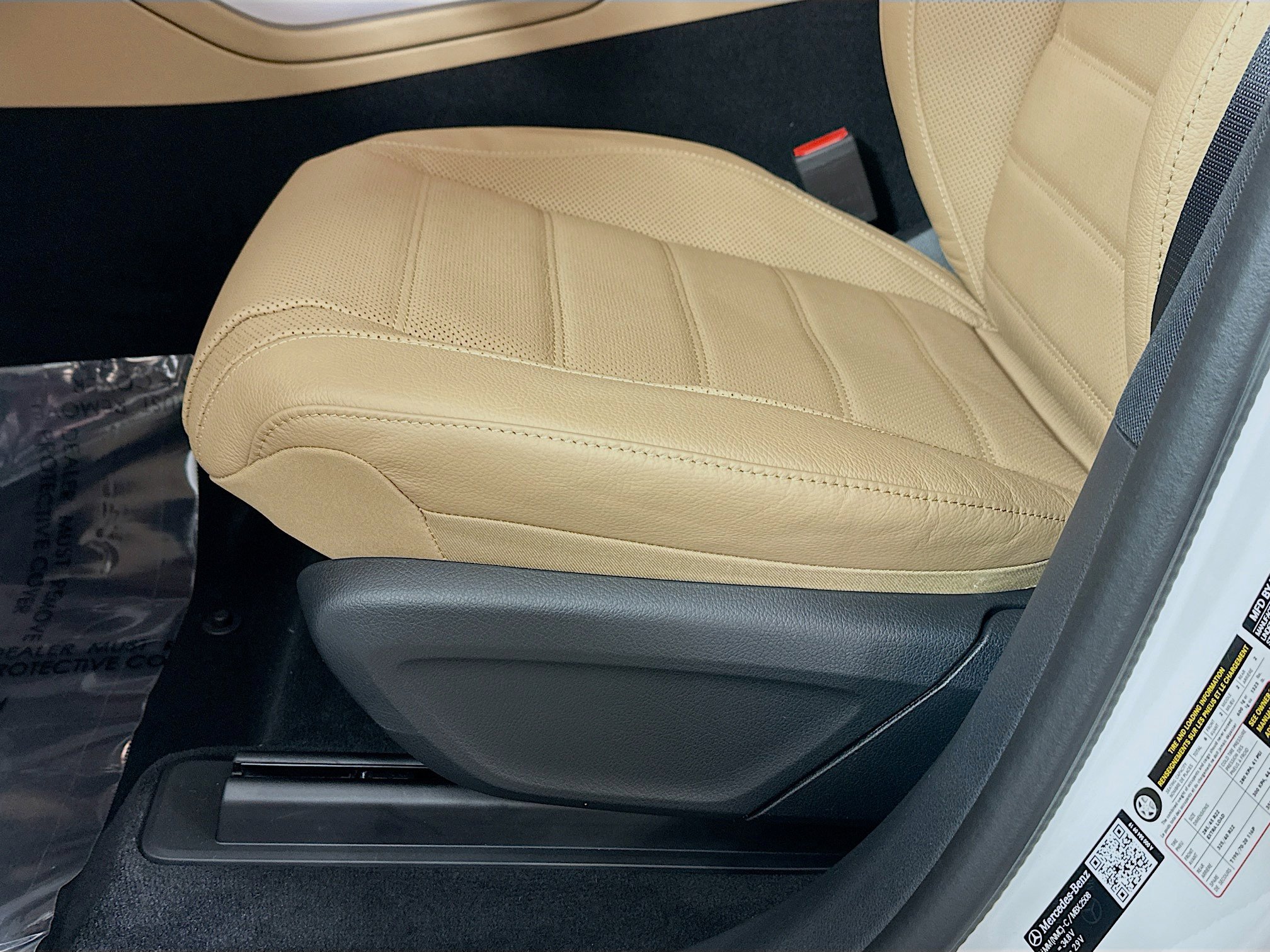 New 2026 Mercedes-Benz GLS 580 4MATIC image 21