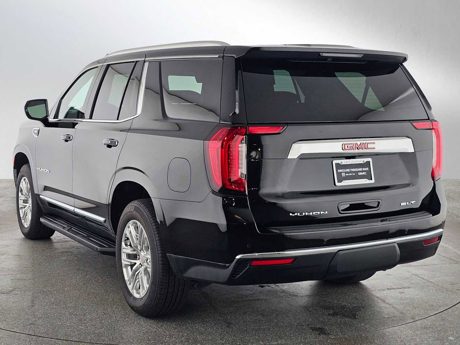 Used 2024 GMC Yukon SLT image 5