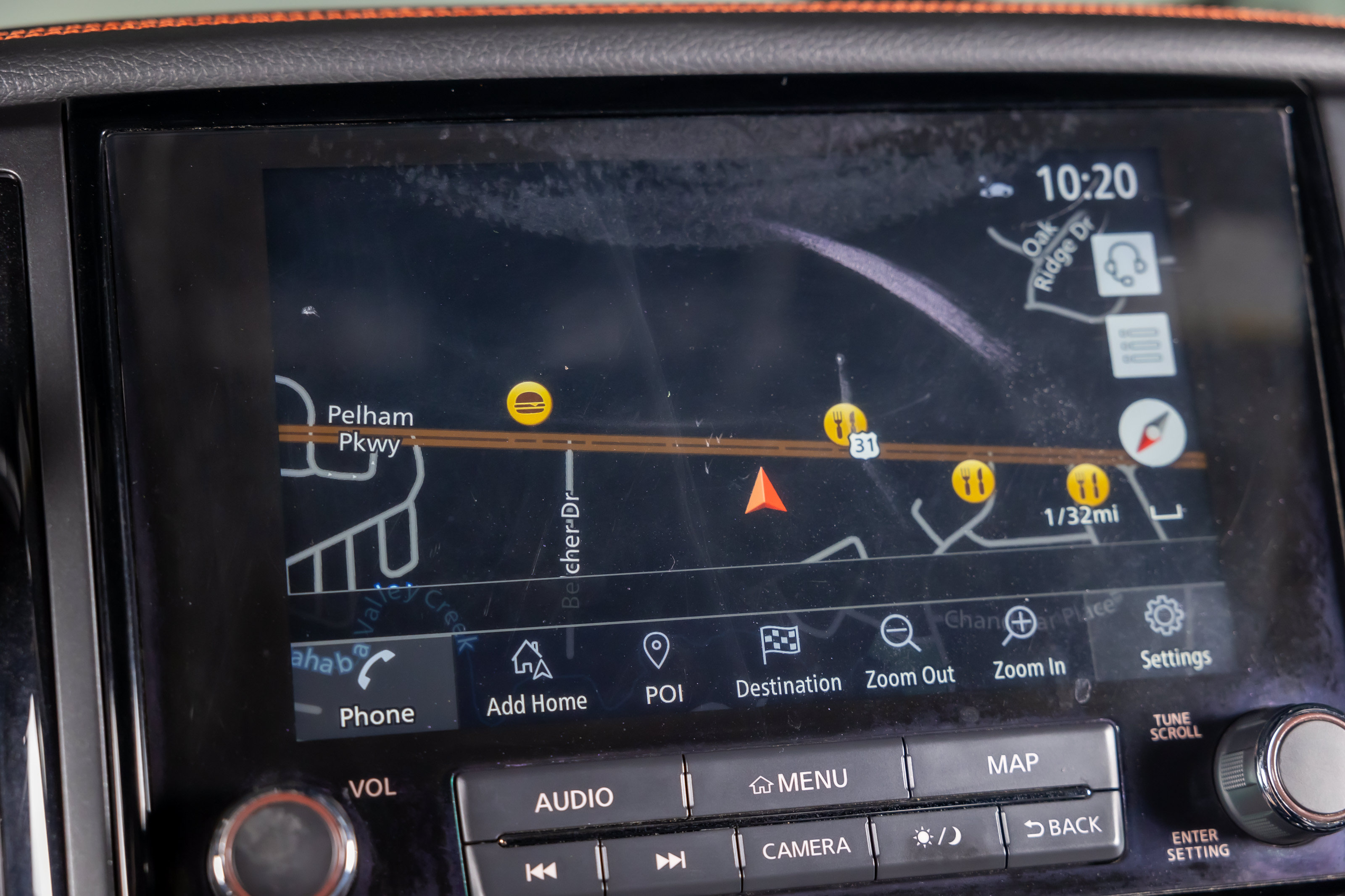 Used 2020 Nissan Titan PRO-4X w/ Pro-4x Convenience Package AWD/4WD image 14