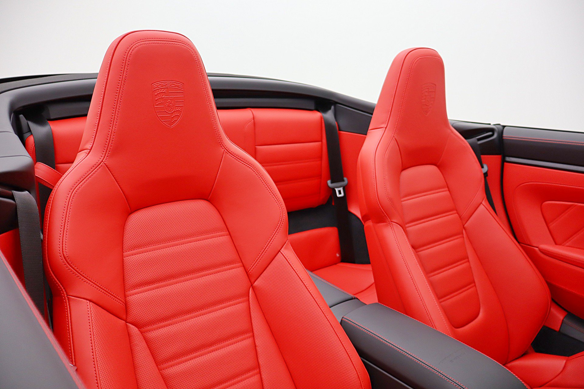 Used 2026 Porsche 911 Carrera 4 GTS AWD/4WD image 35