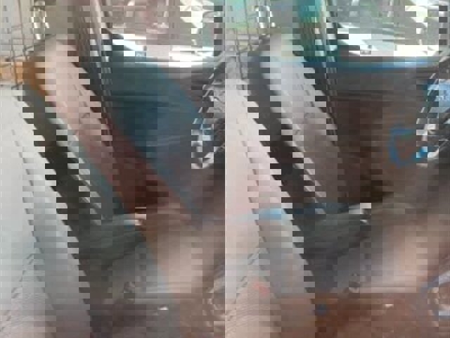 Used 2017 Ford Transit Connect XL image 5