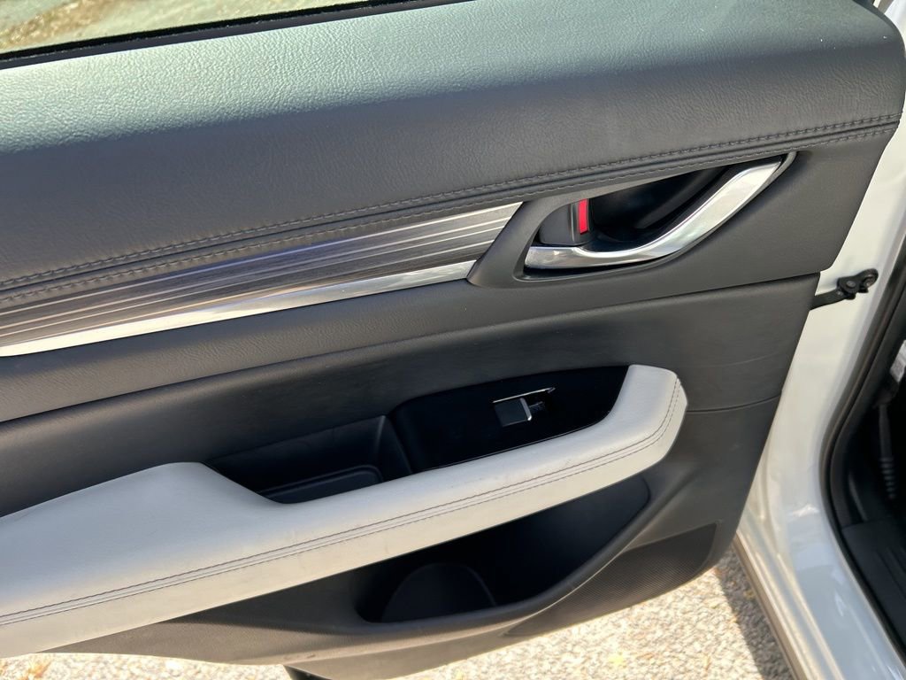 Used 2017 MAZDA CX-5 Grand Touring image 26