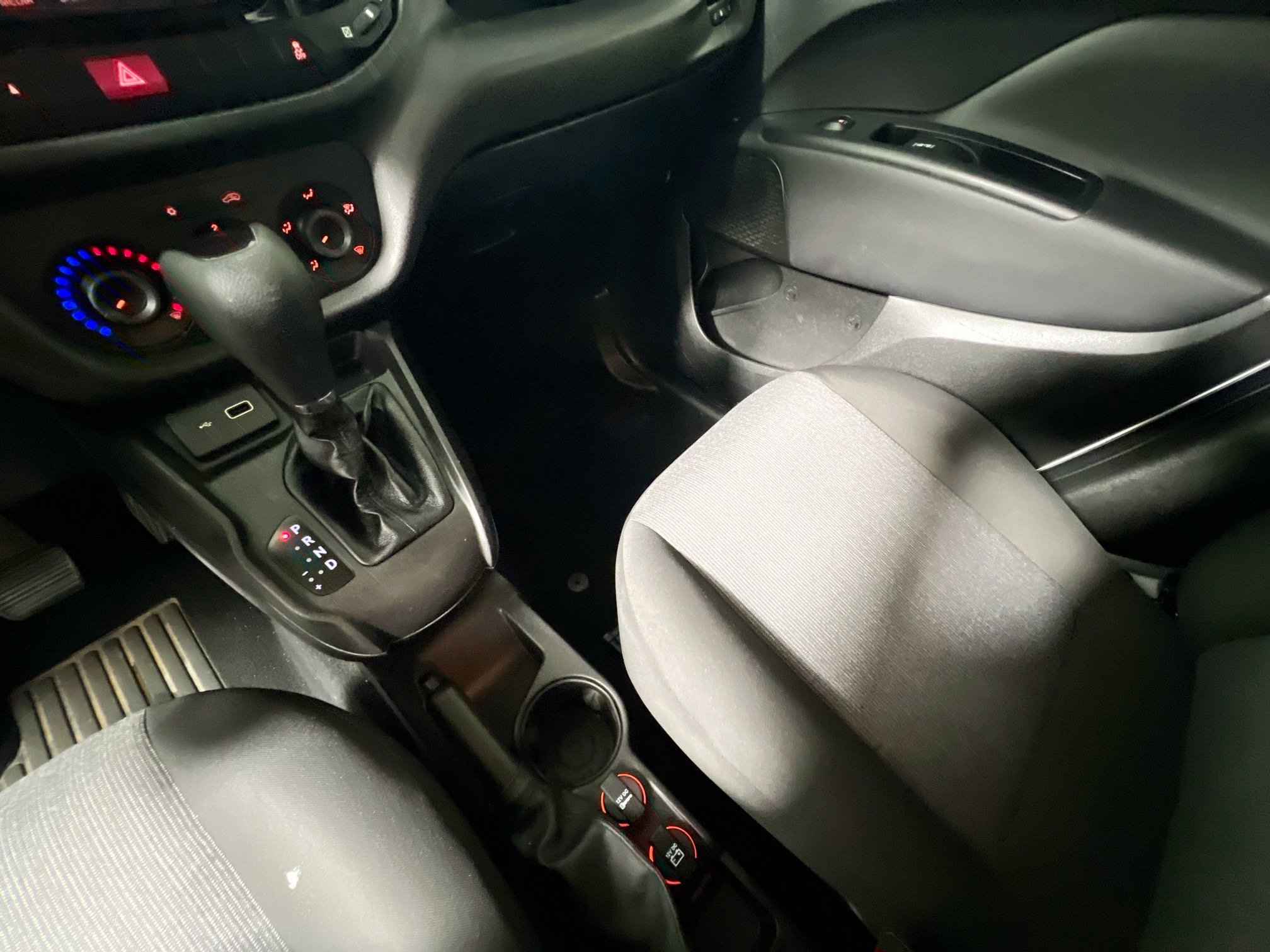 Used 2022 RAM ProMaster City Wagon image 25